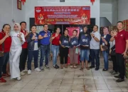 BRI Singkawang dan Perhakin Singkawang Salurkan Paket Imlek kepada Masyarakat