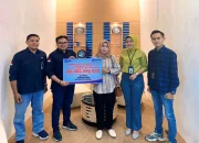 BRI Cabang Putussibau Serahkan Santunan Meninggal Dunia Kepada Keluarga Nasabah Dari Produk Aurora Plus