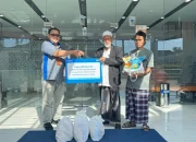BRI BO Serang Salurkan Program BRI Peduli TJSL Paket Sembako bagi Masyarakat Melalui Yayasan Rodatul Muta’alimin Cinangka