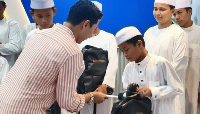 Santunan Anak Yatim oleh BO Kebon Jeruk sebagai Wujud Kepedulian Sosial