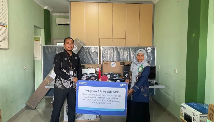 BRI Peduli TJSL Dukung Pendidikan, Salurkan Sarana Penunjang ke MI Bahrul Ulum Duri Kosambi